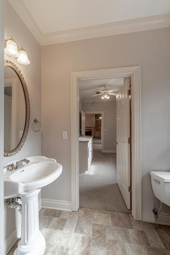 1/2 BATH Listing photo 22