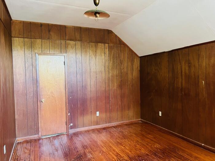 UPSTAIRS BED Listing photo 24