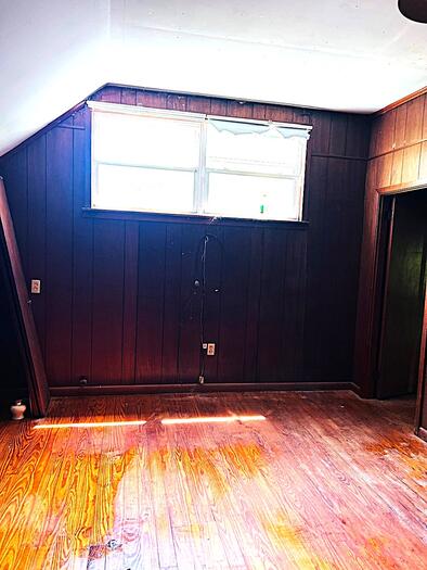 UPSTAIRS BED Listing photo 25